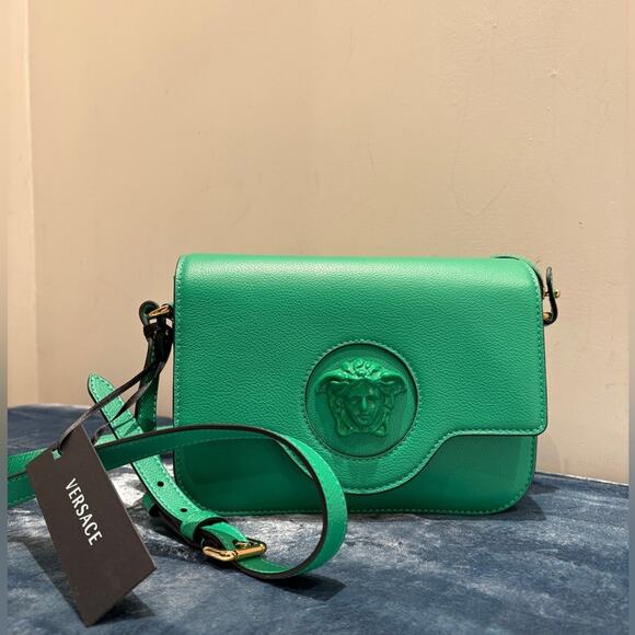 Versace Vibrant Green Crossbody Bag with Medusa NWT - Picture 1 of 8